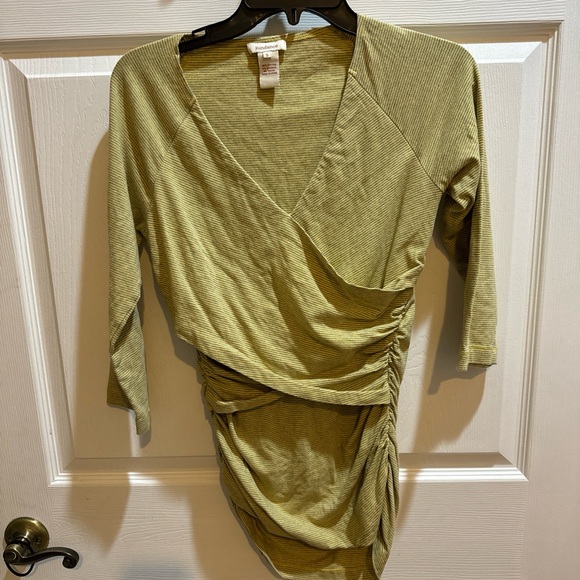 Sundance Stripe Faux Wrap Top Size Small - Picture 1 of 4